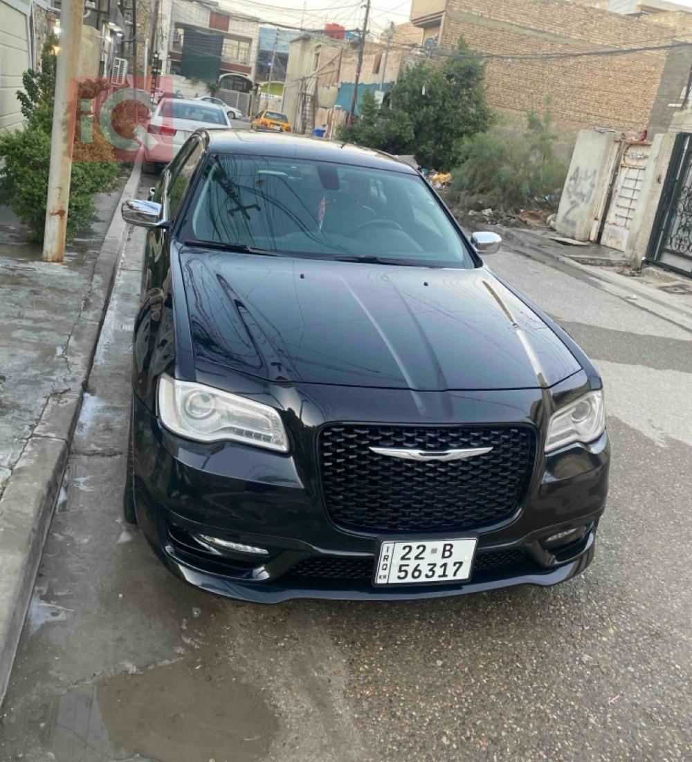 كرايسلر 300